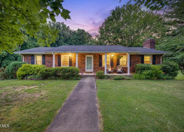 Property at 119 Popular Dr, Jonesborough, TN 37659, 4 beds, 3 baths