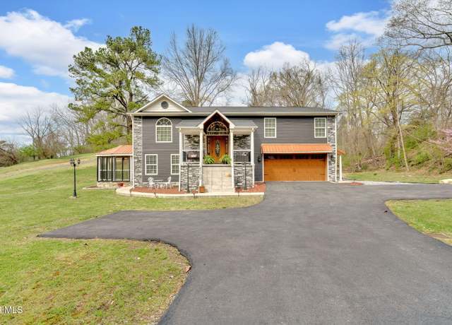Property at 2100 Longreen Rd, Kingsport, TN 37660, 4 beds, 3 baths