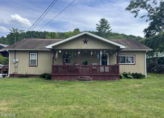 Property at 118 Derby Ave, Pennington Gap, VA 24277, 3 beds, 1 bath