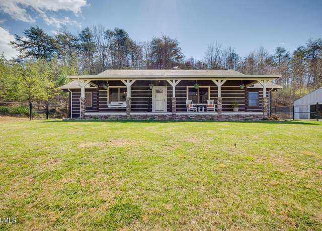 Property at 421 Pearl Ln, Blountville, TN 37617, 3 beds, 2 baths