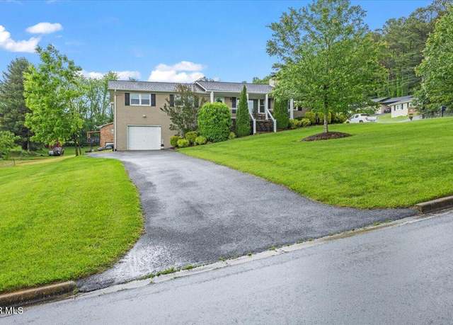 Property at 8 Lambeth Ct, Johnson City, TN 37601, 3 beds, 3 baths