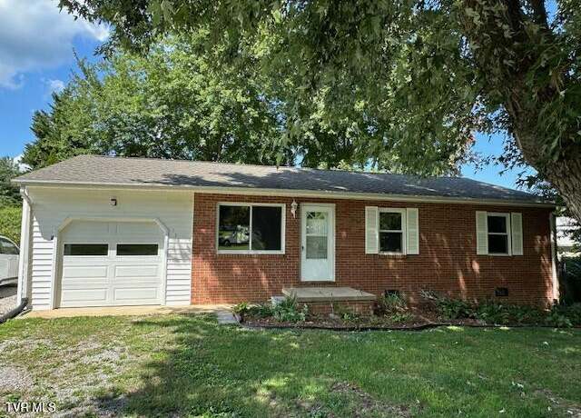 Property at 138 Cedar Valley Blvd, Johnson City, TN 37615, 3 beds, 1.5 baths