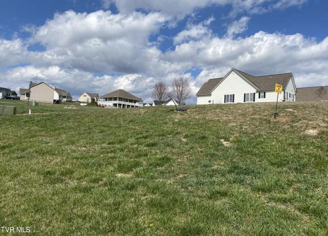 Property at 2 Riley St, Lebanon, VA 24266