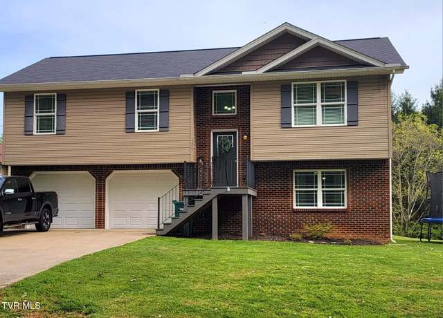 Property at 1459 Highridge Dr, Kingsport, TN 37664, 3 beds, 3 baths