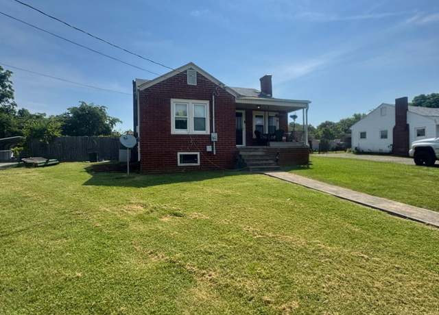 Property at 129 Holcomb St, Kingsport, TN 37660, 2 beds, 1 bath