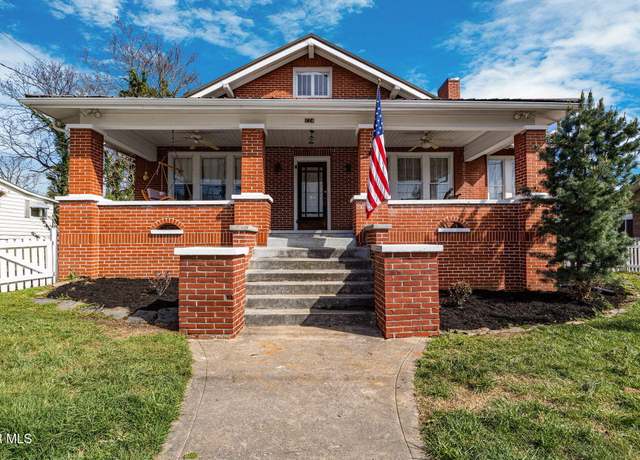 Property at 224 Irish St, Greeneville, TN 37745, 3 beds, 2 baths