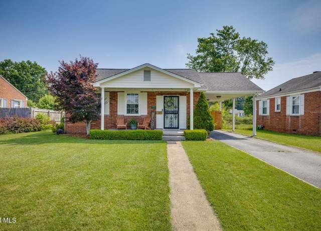 Property at 1532 Pineola Ave, Kingsport, TN 37664, 3 beds, 2 baths