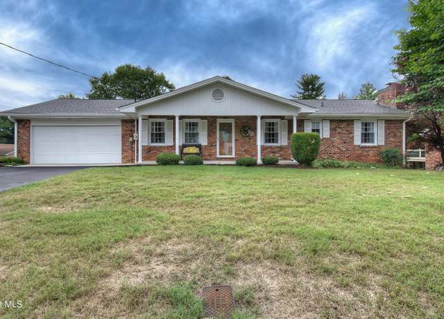 Property at 2106 Knob Creek Rd, Johnson City, TN 37604, 4 beds, 2 baths