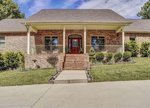 Property at 622 Harbor Point Dr, Johnson City, TN 37615, 4 beds, 3.5 baths
