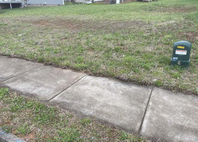 Property at 1507 Polo Fields Pl, Kingsport, TN 37663