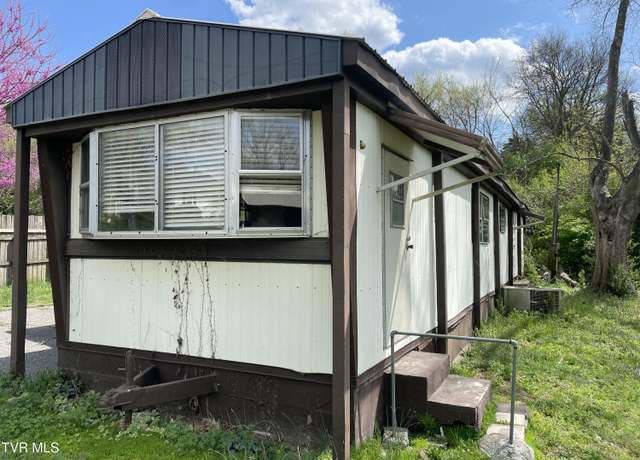 Property at 234 Old Cave Church Rd, Newport, TN 37821, 2 beds, 1 bath