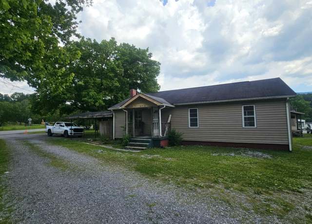 Property at 10 Powell Valley Rd, Big Stone Gap, VA 24219, 3 beds, 1.5 baths
