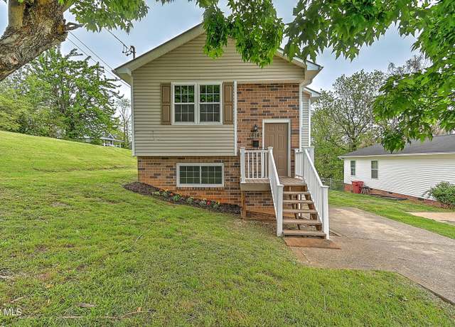 Property at 614 Davis St, Johnson City, TN 37604, 3 beds, 2 baths