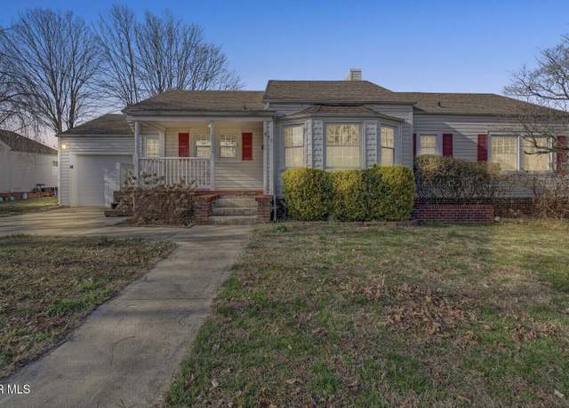 Property at 411 D St, Elizabethton, TN 37643, 4 beds, 2 baths