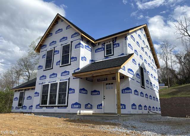 Property at 104 Daniel Ln, Elizabethton, TN 37643, 3 beds, 2 baths
