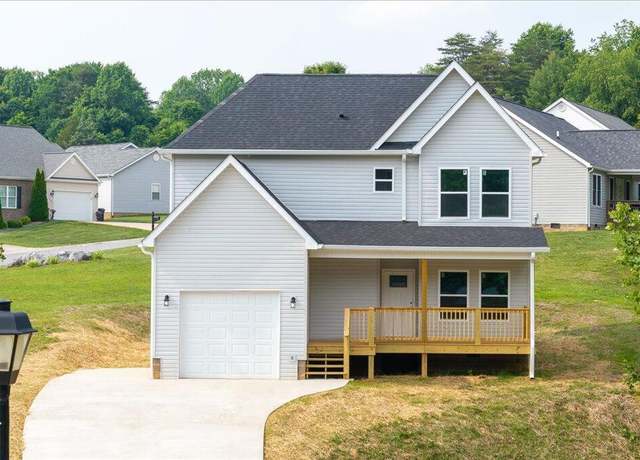 Property at 215 Brighton Pl, Bristol, TN 37620, 3 beds, 2.5 baths