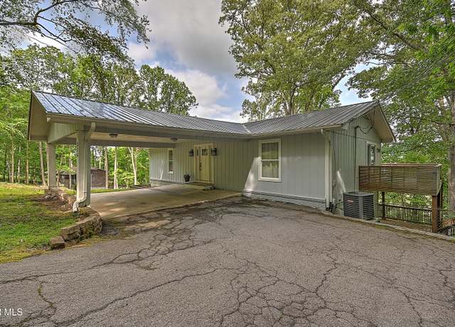 Property at 376 Highland Rd, Jonesborough, TN 37659, 4 beds, 2 baths