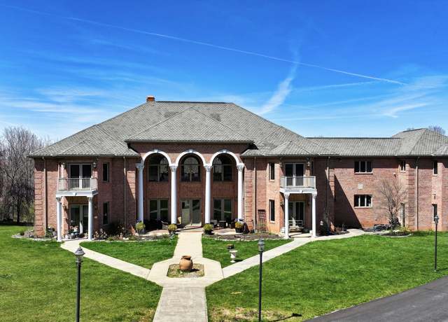 Property at 900 Tanager Dr, Bluefield, VA 24605, 10 beds, 10 baths