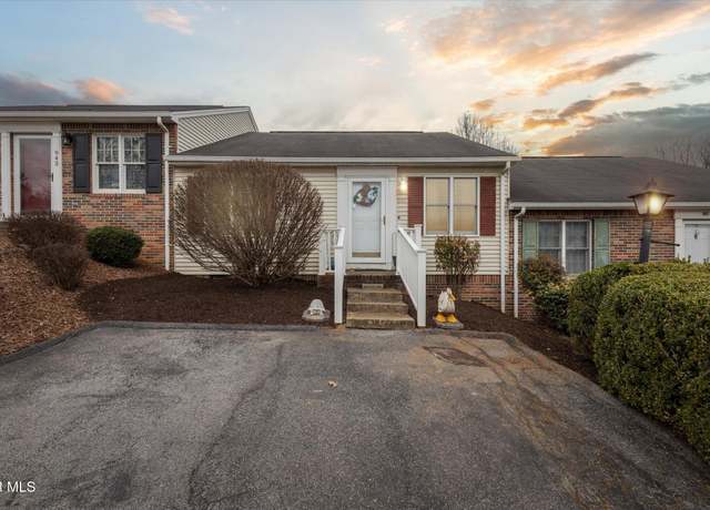 Property at 945 Maiden St, Abingdon, VA 24210, 2 beds, 2 baths