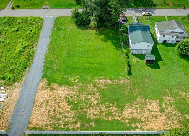 Property at 1700 Millard St, Johnson City, TN 37601