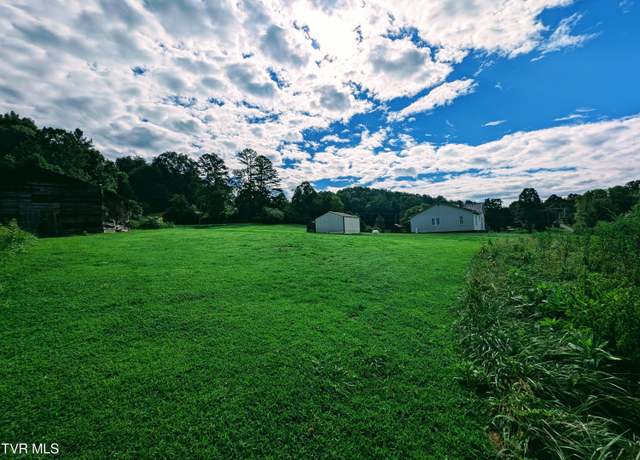 Property at 1053 The Lake Rd, Clintwood, VA 24228