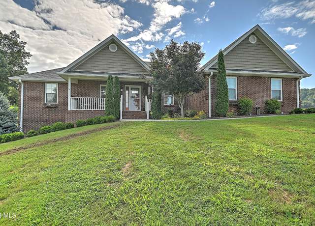 Property at 134 Stafford Rd, Johnson City, TN 37615, 3 beds, 3 baths