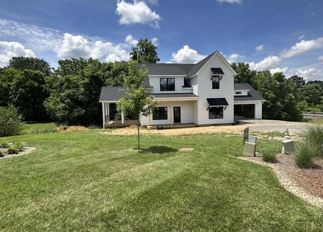 Property at 7 Celebration Ct. Ct, Johnson City, TN 37601, 4 beds, 3 baths