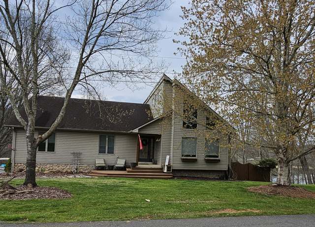 Property at 25538 Cornelius Dr, Abingdon, VA 24211, 3 beds, 3 baths
