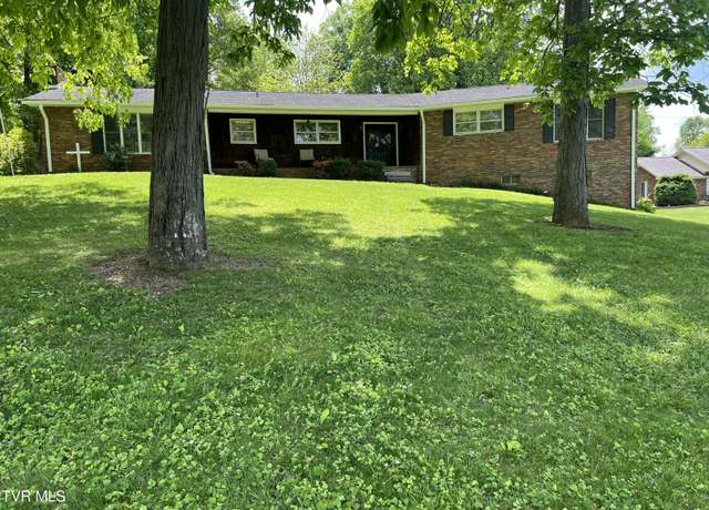 Property at 898 Jordan Rd, Elizabethton, TN 37643, 3 beds, 2.5 baths