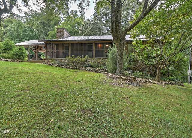 Property at 204 Chinquapin Ln, Jonesborough, TN 37659, 3 beds, 3 baths