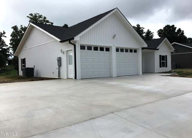 Property at 809 Asheville Hwy, Greeneville, TN 37743, 3 beds, 2 baths