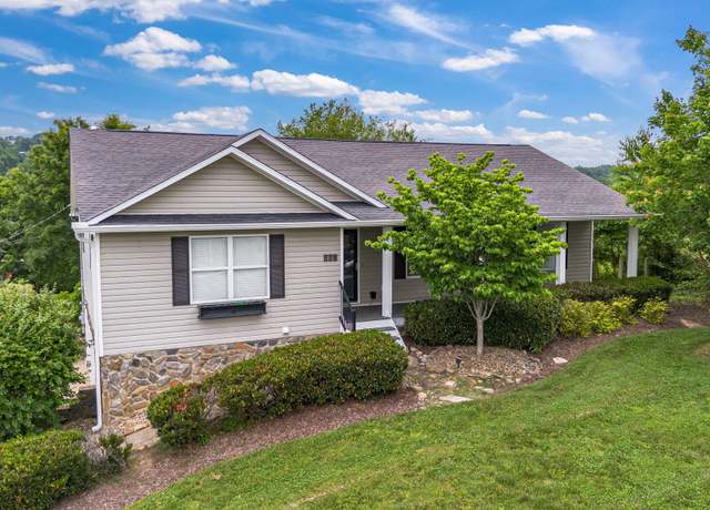 Property at 355 Wayland Dr, Greeneville, TN 37743, 3 beds, 2.5 baths