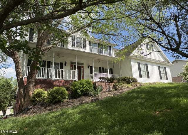 Property at 142 Oakwell Ln, Jonesborough, TN 37659, 4 beds, 2.5 baths