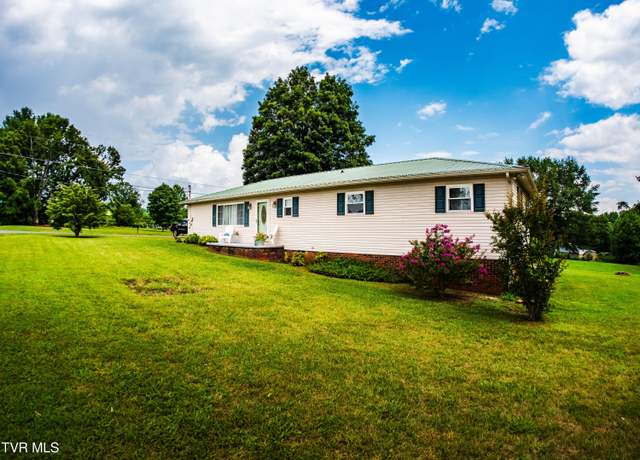 Property at 100 Carroll Cir, Rogersville, TN 37857, 3 beds, 2 baths