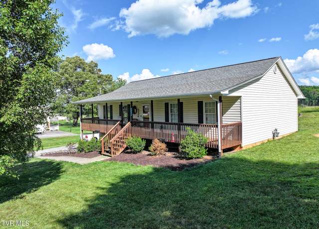 Property at 224 Lauren Dr, Rogersville, TN 37857, 3 beds, 3 baths