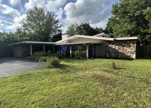 Property at 172 Dakota Rd, Bristol, VA 24201, 3 beds, 3 baths