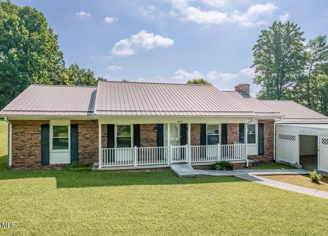 Property at 305 Hedge Dr, Kingsport, TN 37660, 3 beds, 2 baths