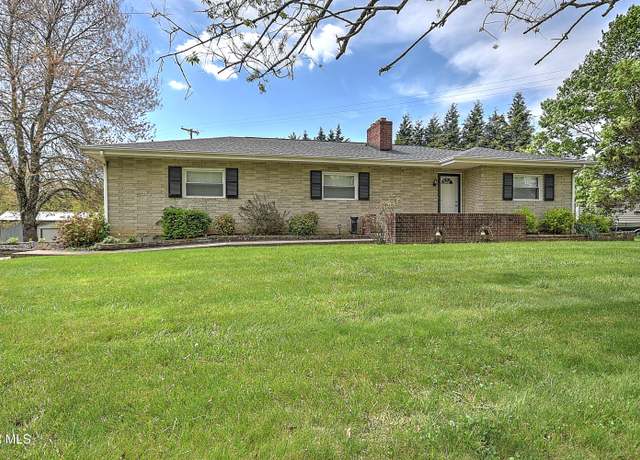 Property at 19032 Woodland Hills Rd, Abingdon, VA 24210, 3 beds, 1.5 baths
