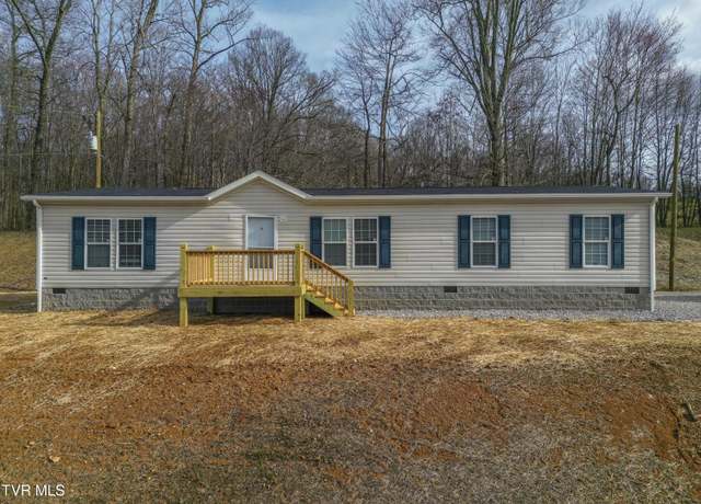 Property at 8464 Reedy Creek Rd, Bristol, VA 24202, 3 beds, 2 baths