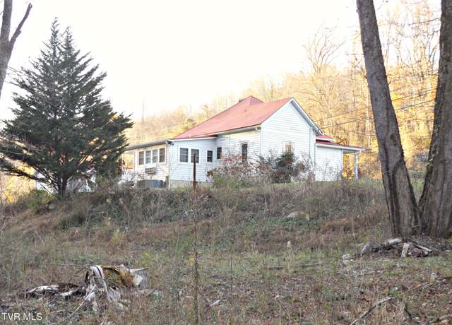 Property at 1330 Highway 91, Elizabethton, TN 37643, 2 beds, 1.5 baths