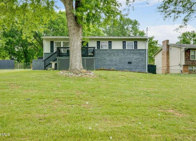 Property at 505 Chapman St, Johnson City, TN 37604, 2 beds, 2 baths