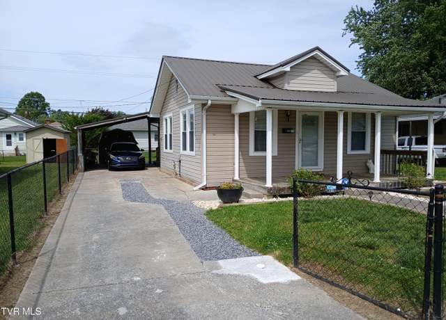 Property at 1318 Willow St, Kingsport, TN 37664, 3 beds, 1 bath