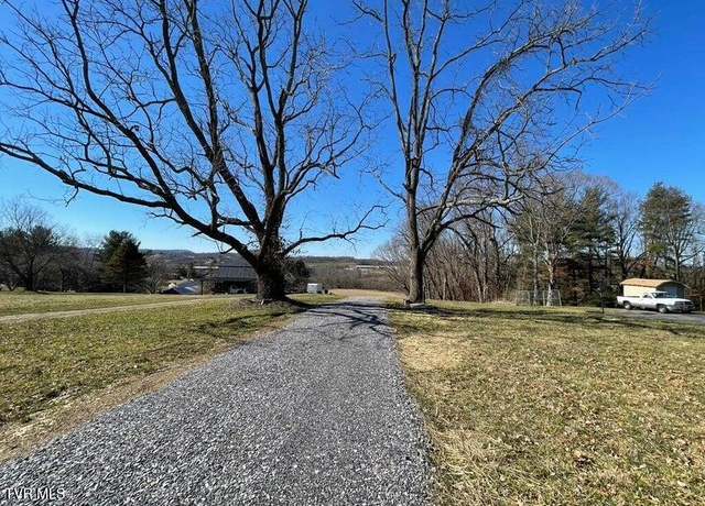 Property at 153 Bart Green Dr, Johnson City, TN 37615