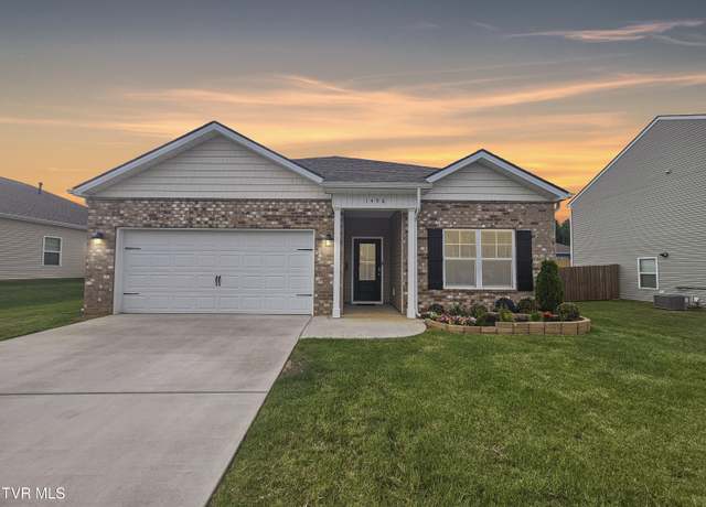 Property at 1496 Raccoon Ln, Piney Flats, TN 37686, 3 beds, 2 baths