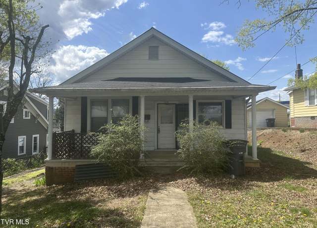 Property at 714 Fairview Ave, Kingsport, TN 37660, 2 beds, 1 bath