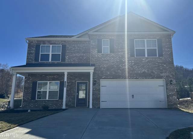 Property at 1040 Tara Ct, Blountville, TN 37617, 5 beds, 3 baths