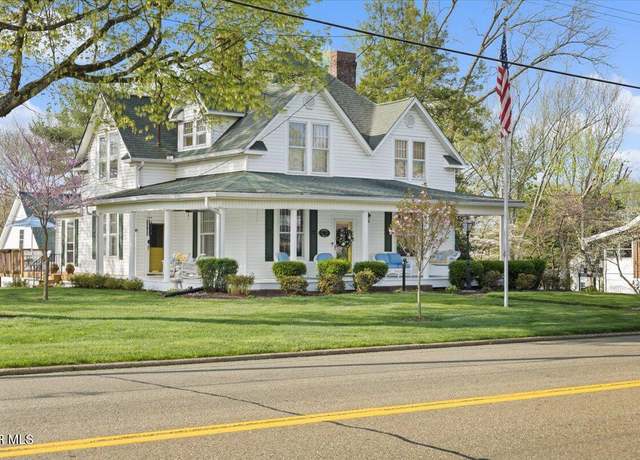 Property at 1604 Morningside Dr, Morristown, TN 37814, 4 beds, 2.5 baths
