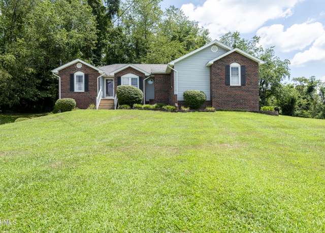 Property at 15537 Woodstone Cir, Bristol, VA 24202, 3 beds, 2 baths