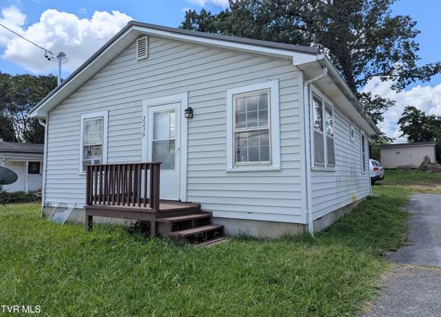 Property at 2239 Fairview Ave, Johnson City, TN 37601, 2 beds, 1 bath