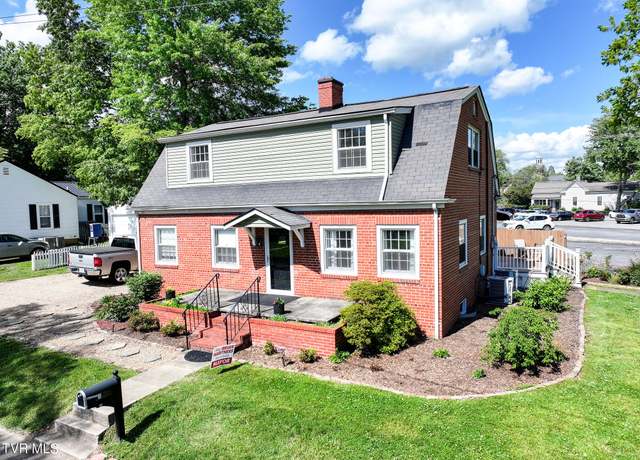 Property at 108 Rogers St, Rogersville, TN 37857, 3 beds, 2 baths